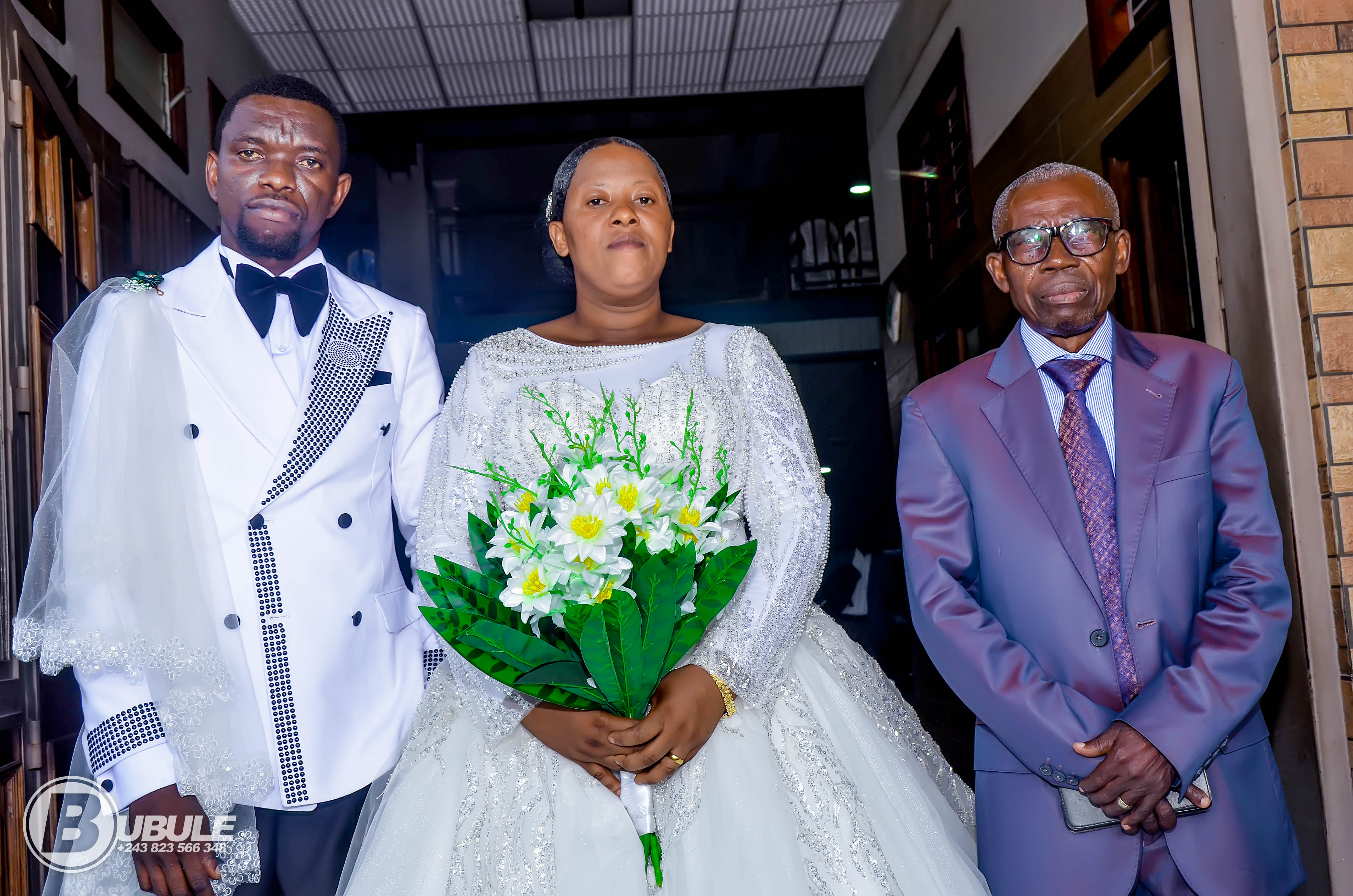 Avec Le Ministère Grâce Dimpa